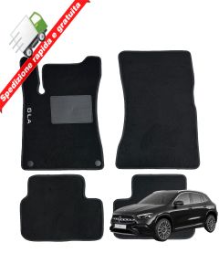 Serie 4 TAPPETI - TAPPETINI in Moquette Neri per MERCEDES GLA DAL 2020 IN POI